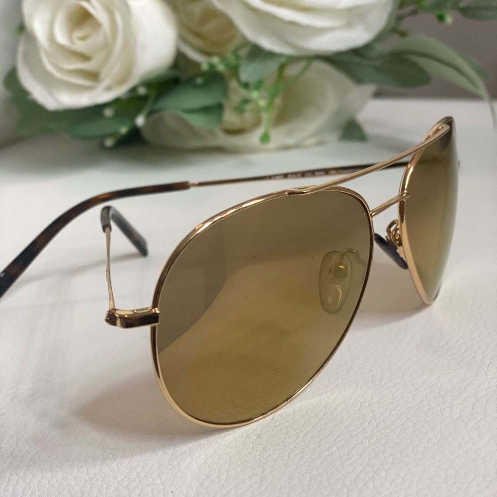 Rare 18k gold plated Police sunglasses!